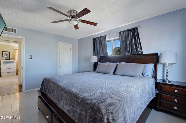 3705 Roslyn Drive, Horizon City, TX 79928