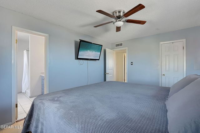 3705 Roslyn Drive, Horizon City, TX 79928