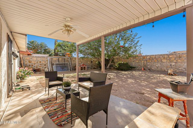 3705 Roslyn Drive, Horizon City, TX 79928