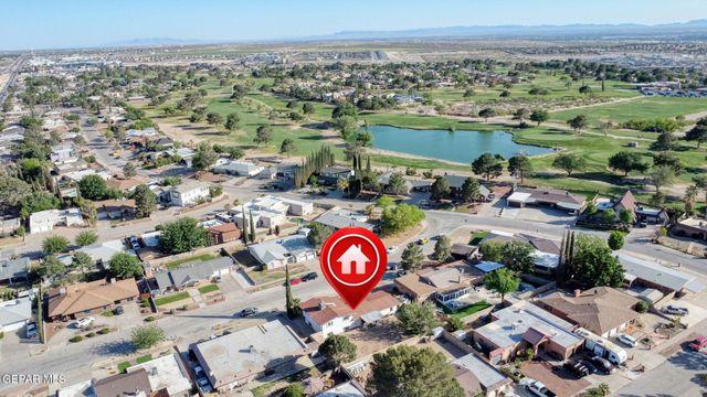 3705 Roslyn Drive, Horizon City, TX 79928