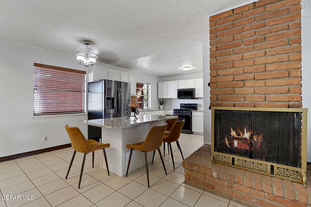 3705 Roslyn Drive, Horizon City, TX 79928