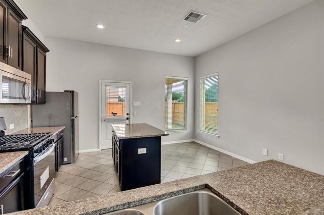 8110 Heartbrook Field Lane, Cypress, TX 77433