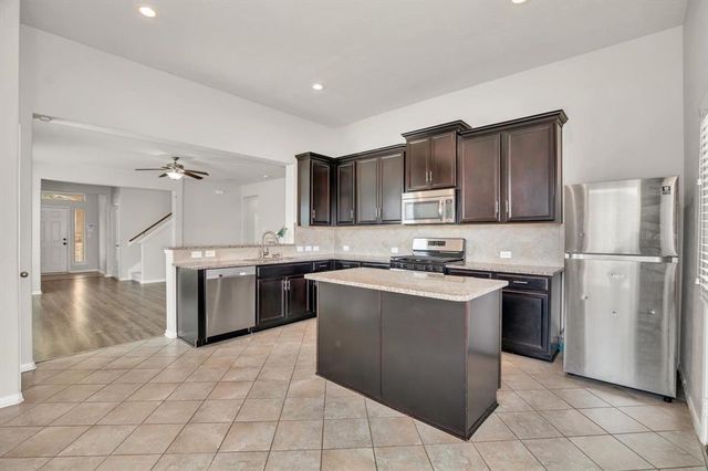 8110 Heartbrook Field Lane, Cypress, TX 77433