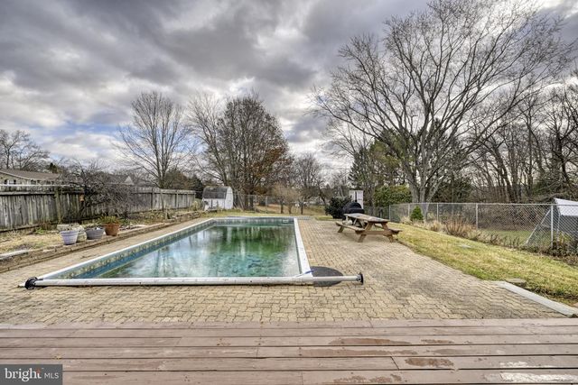 3500 LAWNDALE RD E, Reisterstown, MD 21136