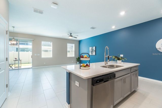 1118 ARBOUR VERDE COURT, Tampa, FL 33613