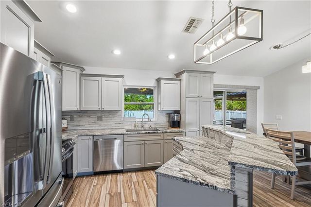 4317 NW 40th TER, Cape Coral, FL 33993