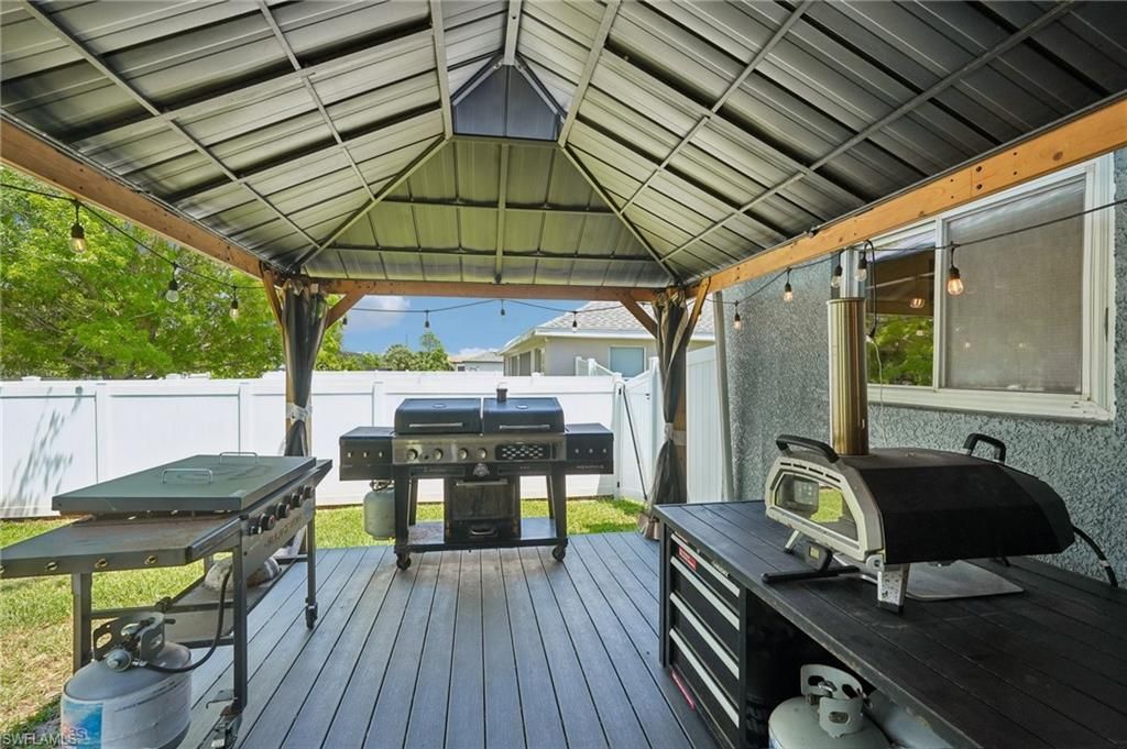 Image 33 of property listing at 4317 NW 40th TER, Cape Coral, FL 33993