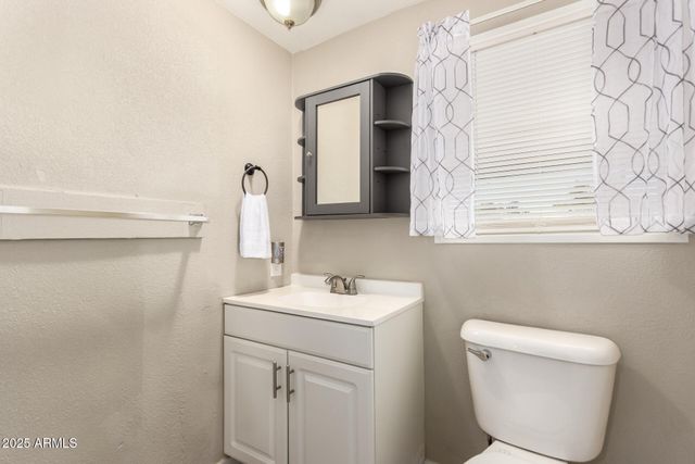 7918 E JEROME Avenue, Mesa, AZ 85209