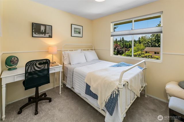 10704 126th Avenue NE, Kirkland, WA 98033