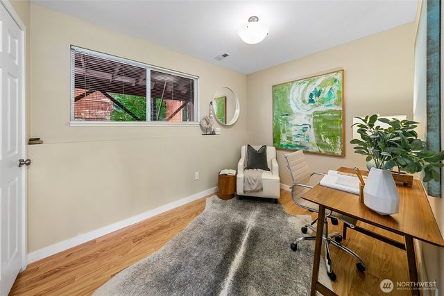 10704 126th Avenue NE, Kirkland, WA 98033