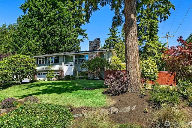 10704 126th Avenue NE, Kirkland, WA 98033