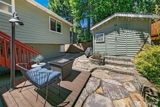 10704 126th Avenue NE, Kirkland, WA 98033