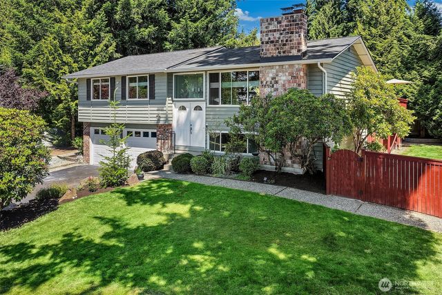10704 126th Avenue NE, Kirkland, WA 98033