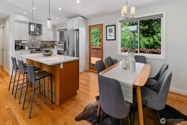 10704 126th Avenue NE, Kirkland, WA 98033