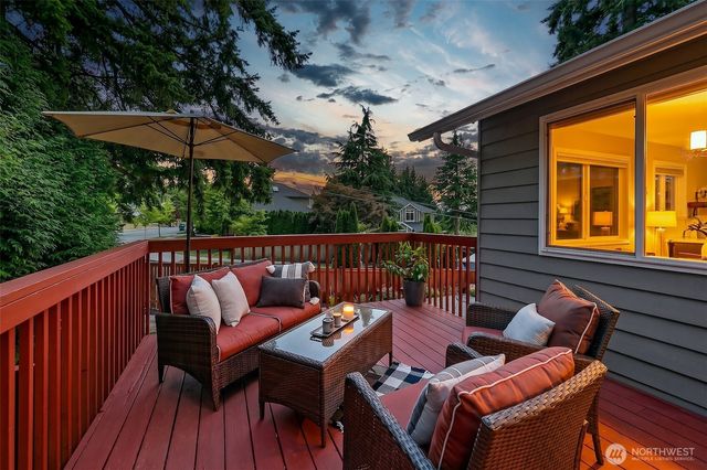 10704 126th Avenue NE, Kirkland, WA 98033