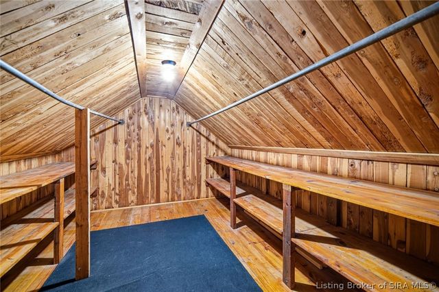 225 W Carter Avenue, Clarksville, IN 47129
