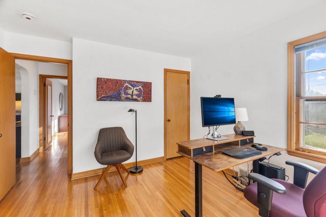 2908 30th Avenue NE, Saint Anthony, MN 55418