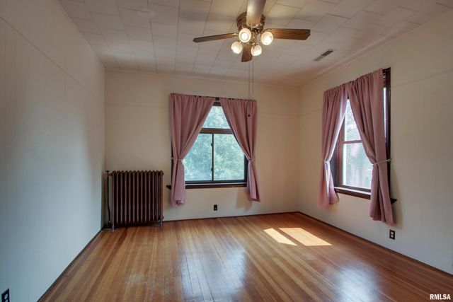 1512 SPRING Street, Quincy, IL 62301