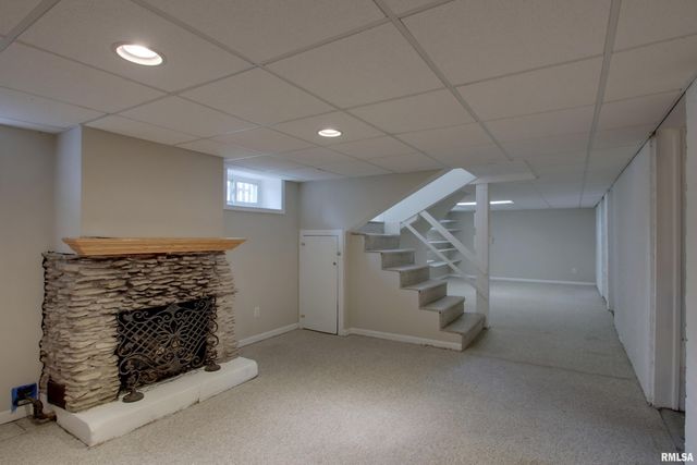 1512 SPRING Street, Quincy, IL 62301