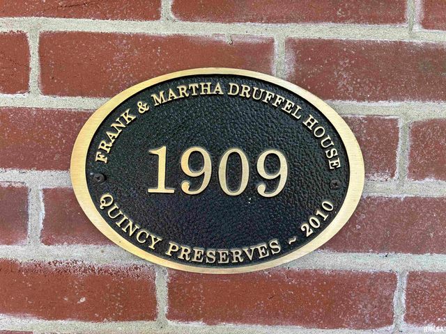 1512 SPRING Street, Quincy, IL 62301