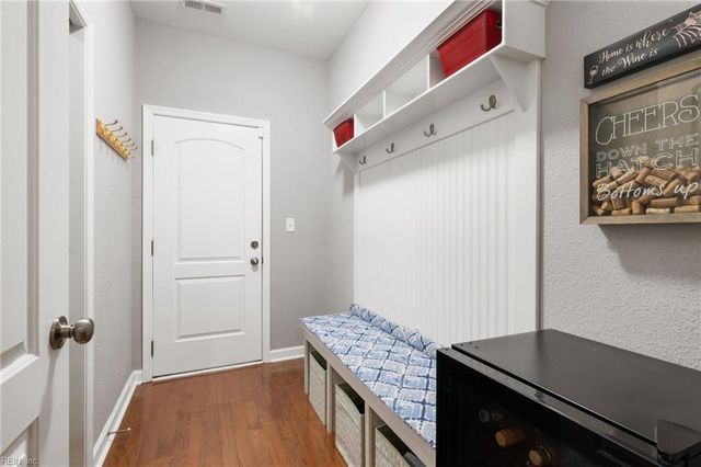 1802 Oyster Bay LN, Suffolk, VA 23436