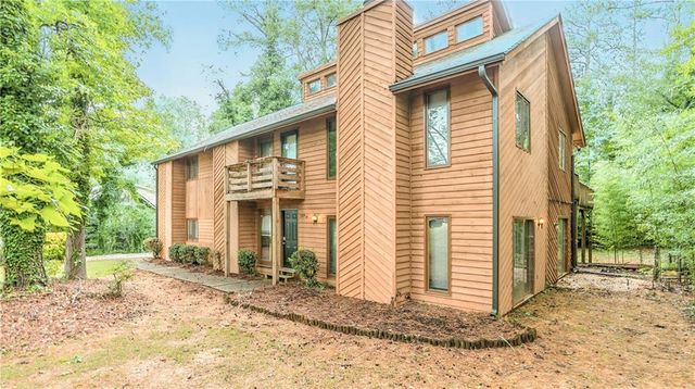 3896 Willow Ridge Court, Douglasville, GA 30135