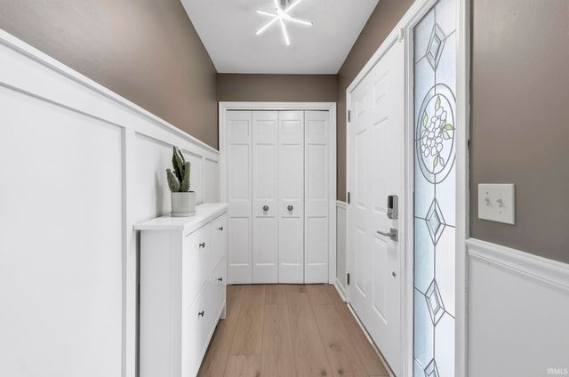 9403 Camberwell Drive, Fort Wayne, IN 46804