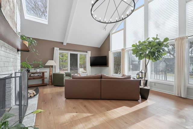 9403 Camberwell Drive, Fort Wayne, IN 46804