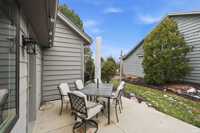 9403 Camberwell Drive, Fort Wayne, IN 46804