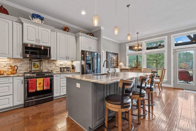 37 Terreno Lane, Hot Springs Village, AR 71909