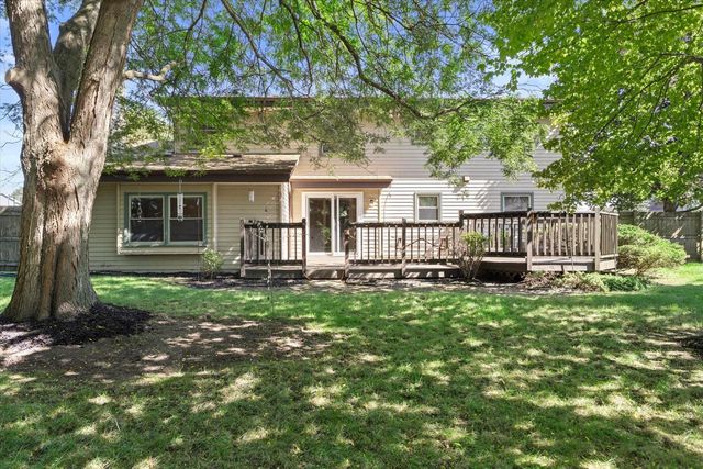 5630 Rachel GLEN, Racine, WI 53402
