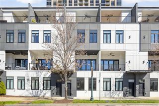 223 16th NW Street 8, Atlanta, GA 30363