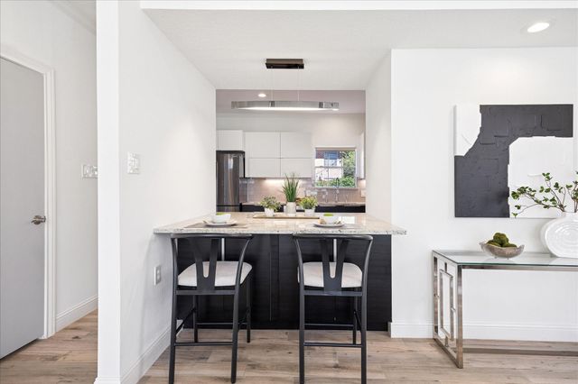 4312 Jonathan Street, Bellaire, TX 77401