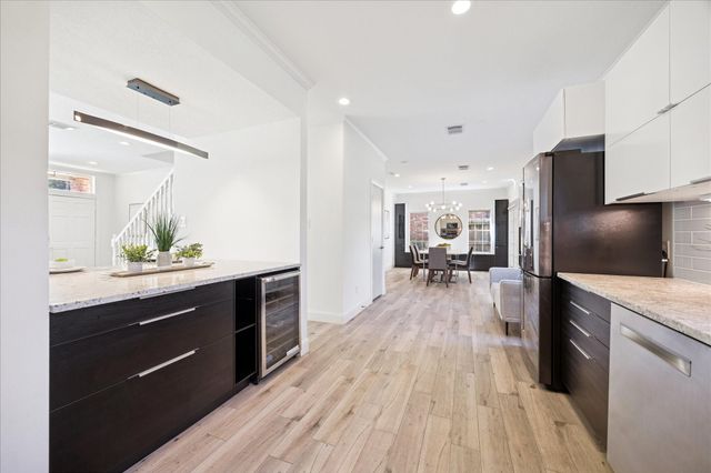 4312 Jonathan Street, Bellaire, TX 77401