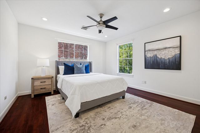 4312 Jonathan Street, Bellaire, TX 77401