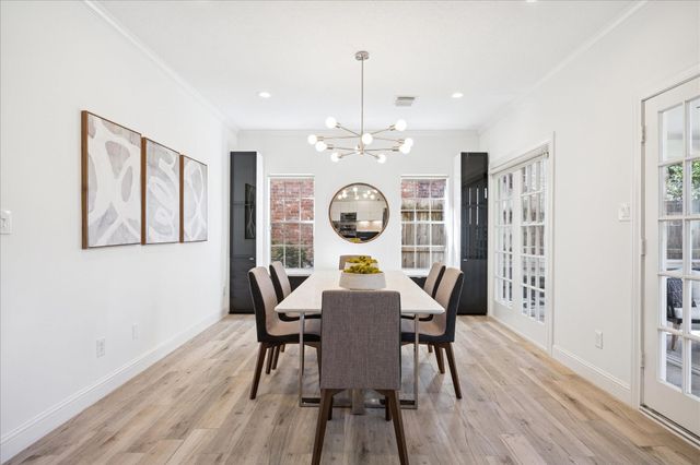 4312 Jonathan Street, Bellaire, TX 77401