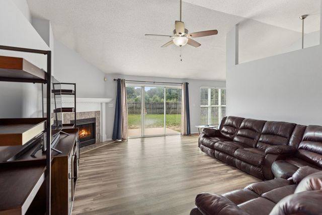 4601 Top Flight Drive, Crestview, FL 32539