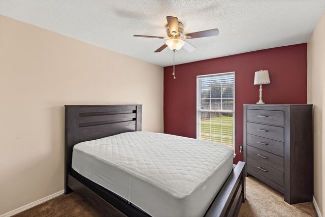 4601 Top Flight Drive, Crestview, FL 32539