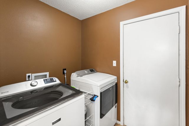 4601 Top Flight Drive, Crestview, FL 32539