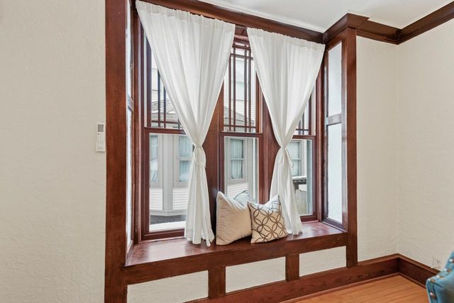 2410 E Stratford COURT, Shorewood, WI 53211