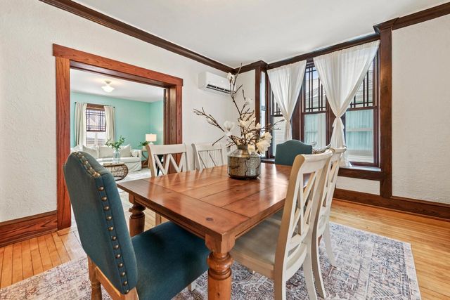 2410 E Stratford COURT, Shorewood, WI 53211