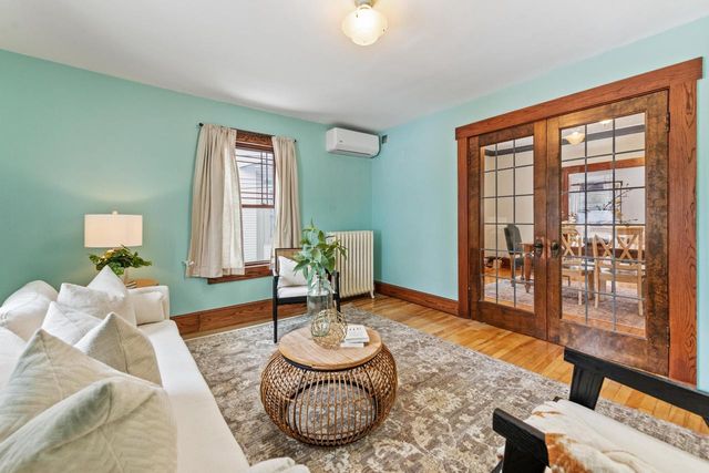 2410 E Stratford COURT, Shorewood, WI 53211