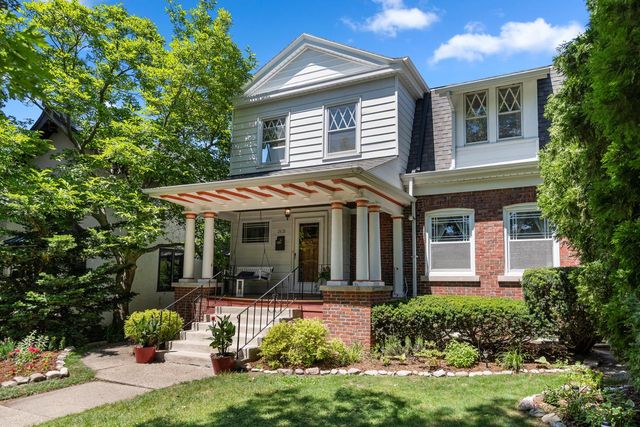 2410 E Stratford COURT, Shorewood, WI 53211