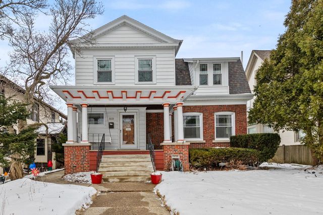 2410 E Stratford COURT, Shorewood, WI 53211