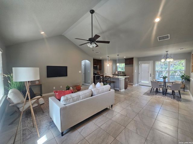 134 Alpine Ct, Spring Branch, TX 78070