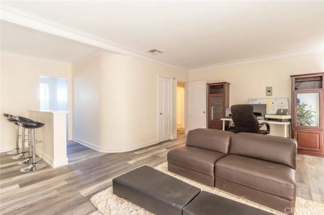 701 Crenshaw, Los Angeles, CA 90005