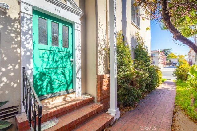 701 Crenshaw, Los Angeles, CA 90005