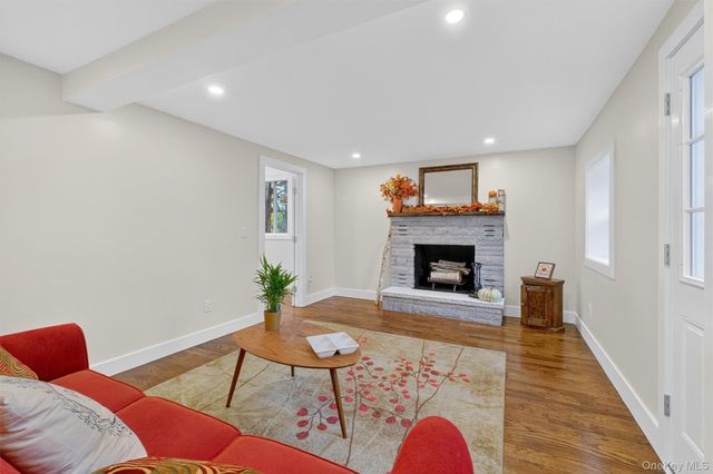 86 Vassar Road, Wappingers Falls, NY 12603