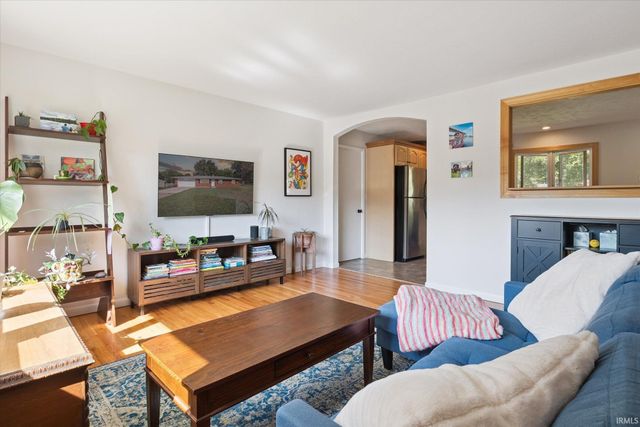 51918 Candy Lane, Granger, IN 46530