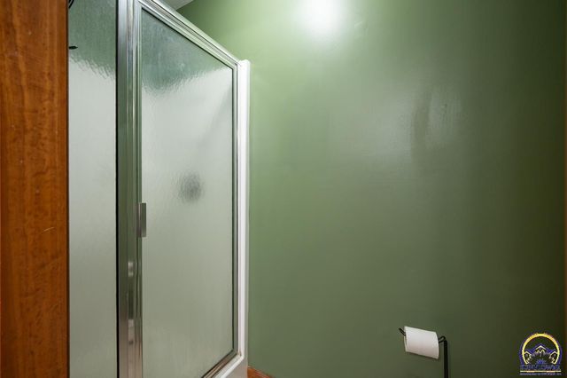 1022 SW Morna DR, Topeka, KS 66604